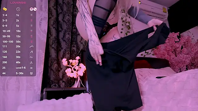 Lein_Bone live sex cam