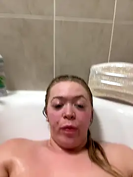 KaylaTrudi live sex cam