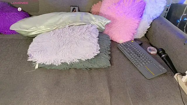 lunitaa0's cam snapshot