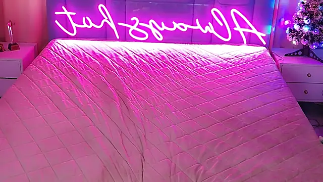 AllwaysHotJ's cam snapshot