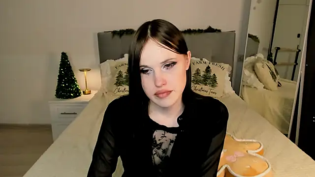 EffieMinki live sex cam