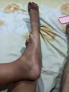 Allyson_Oceans05's cam snapshot