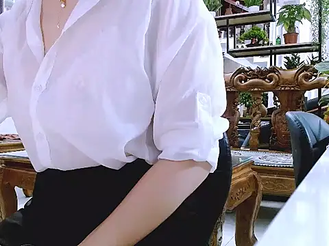 Sunny_Spaa's cam snapshot