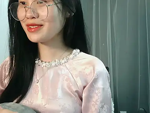 Nunaa18's cam snapshot