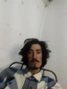 sk8-boy's cam snapshot