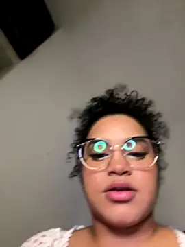 Lucy_wilson5 live sex cam