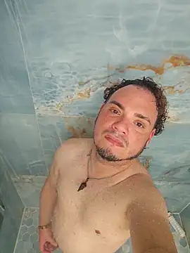 latinoflpr's cam snapshot