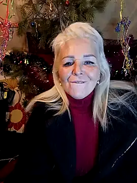 CassandraSandra44 live sex cam