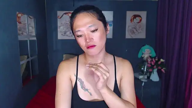 Celestinefoxy live sex cam