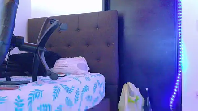 FENIXOX333's cam snapshot