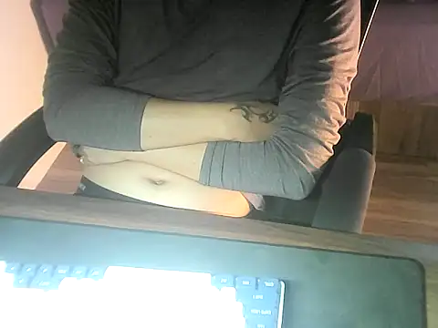 Ryan67533 live sex cam