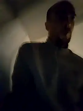 Kinshasa95 live sex cam