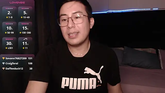 andrewmhilton_'s cam snapshot