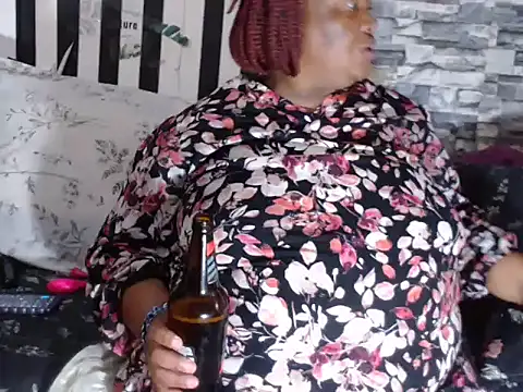 BigHotMatureXx live sex cam