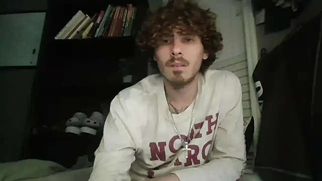 Derrick7799 live sex cam