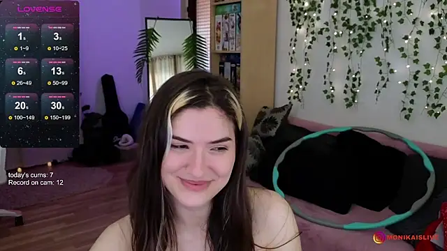 moniequwu's cam snapshot