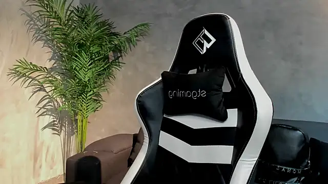 maddox_santana live sex cam