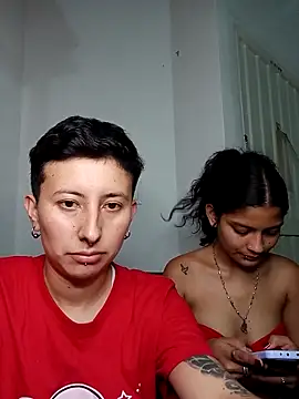 Mei_and_Gaby live sex cam
