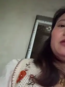 kiki-cute live sex cam