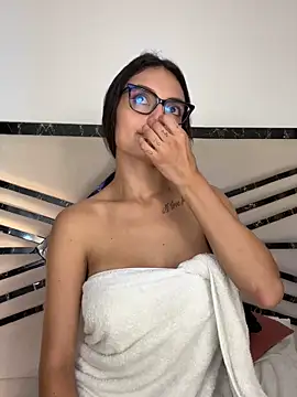 MiaKane99's cam snapshot