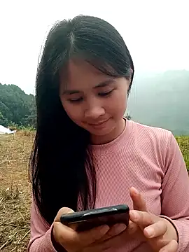 Him_MountainGirl live sex cam