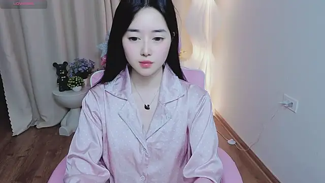 Miu-999 live sex cam