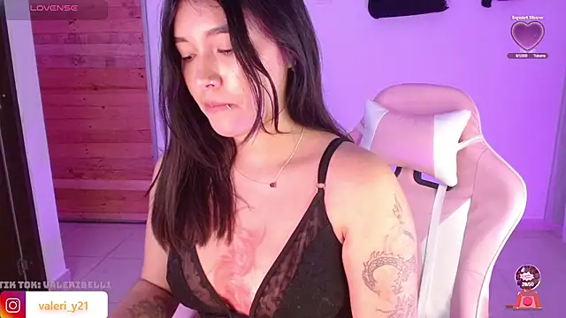 Moonbell_bell's cam snapshot