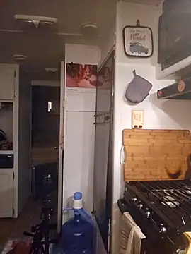 SheIsSomething live sex cam