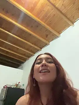 Eveeelyn25 live sex cam