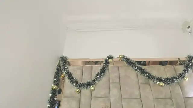 Oliviaa_Evans live sex cam