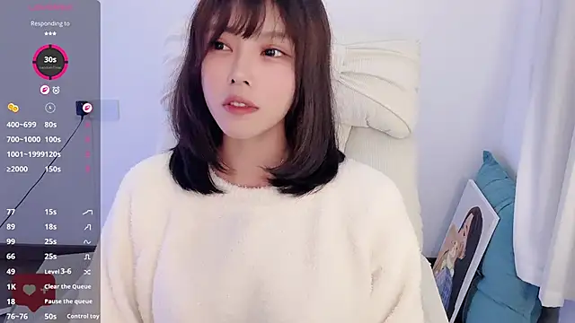 peachy_kiss's cam snapshot