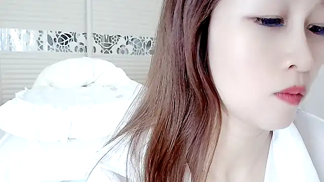 lookbyby's cam snapshot