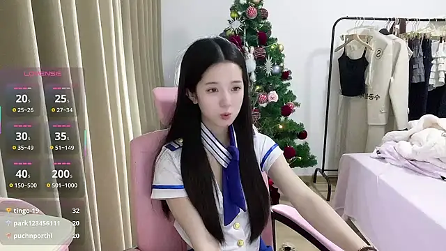 OiOi-666 live sex cam