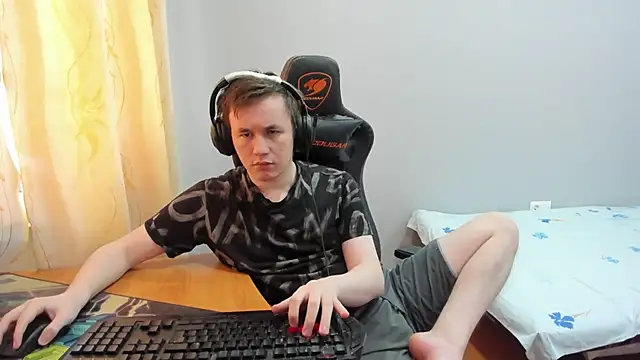 iliaskrislove live sex cam