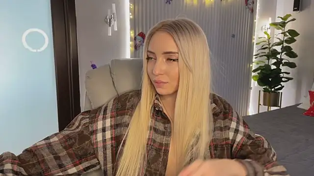 OhMyEmma's cam snapshot