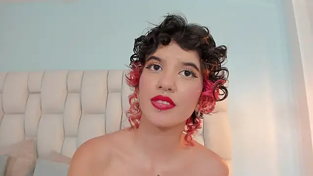 eva_caos's cam snapshot