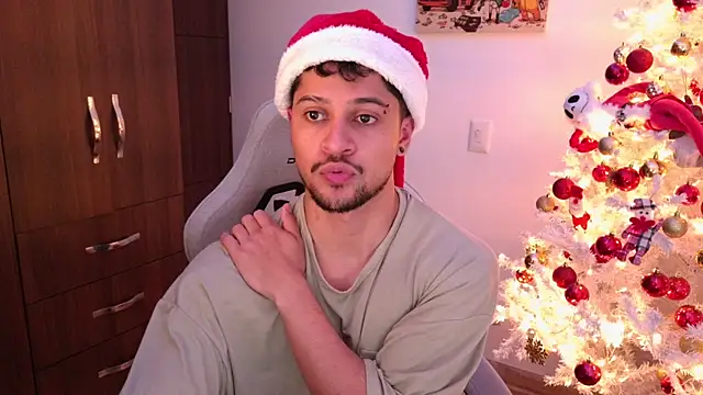 domsantiago_ live sex cam