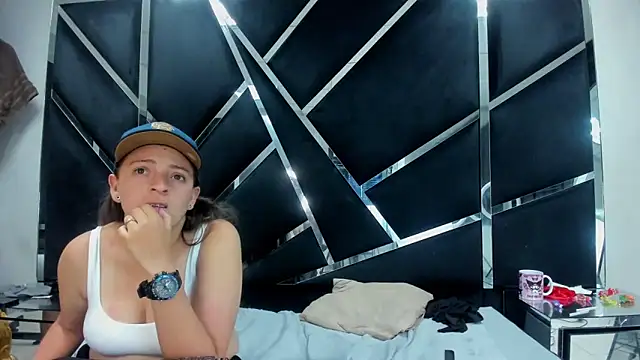 Alyssa_Noah live sex cam