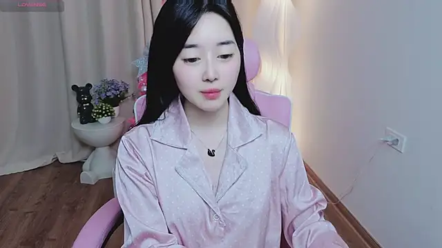 Miu-999 live sex cam