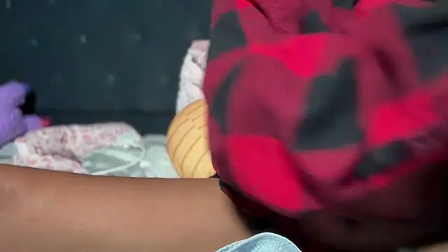 Cum2Charm live sex cam