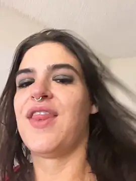 SafeinouterSpace's cam snapshot