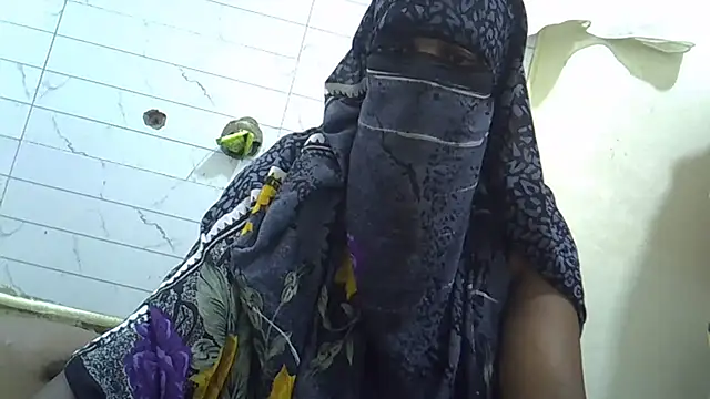 chocolate-puss's cam snapshot