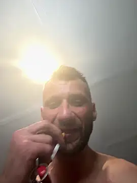 sexyhotstud12 live sex cam