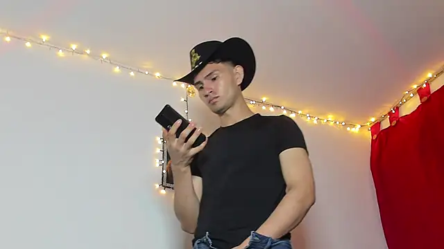 camilo_model's cam snapshot