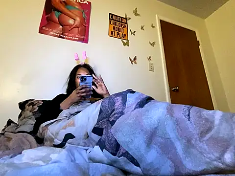 LeBimbo's cam snapshot