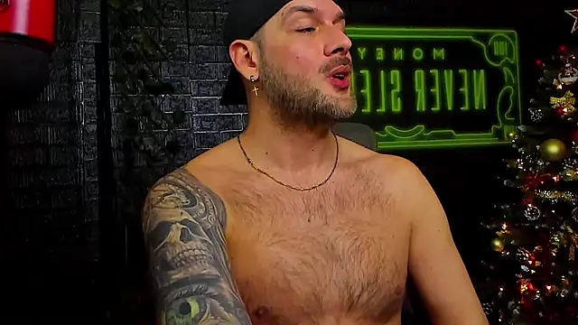 LexHardy's cam snapshot