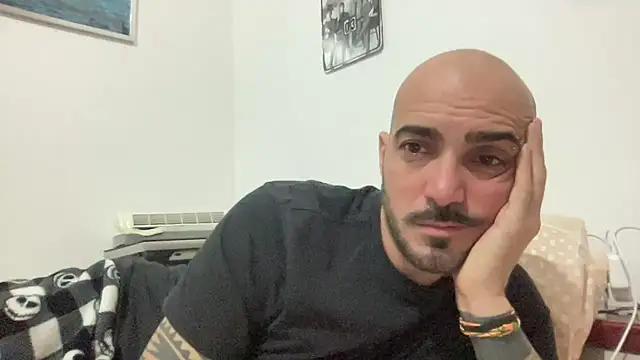 alessandromori91's cam snapshot