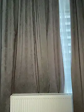 CurlyLara's cam snapshot