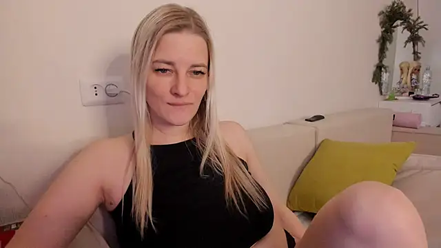 Princessa_ya live sex cam