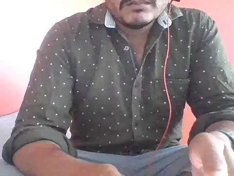 naughtymike0007 live sex cam